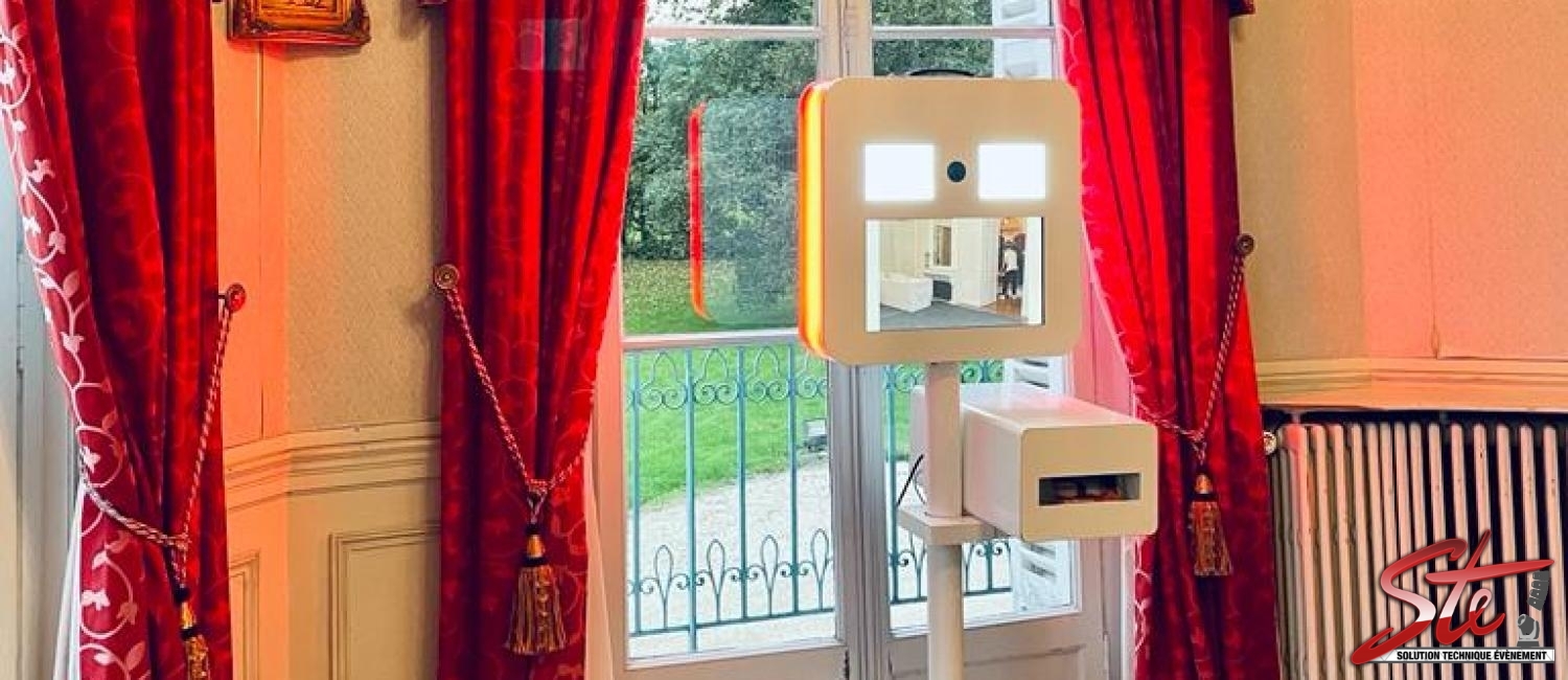 Borne à  selfie pour vos évènements publics et privés. - Solution Technique Evènement à Caen
